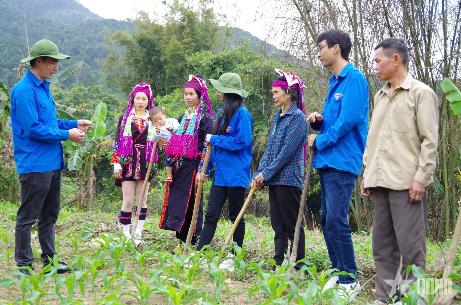 Viết thanh xuân nơi biên cương Quảng Ninh